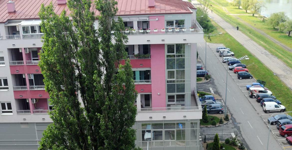 Tamis Kapija Apartment Pančevo Exterior foto