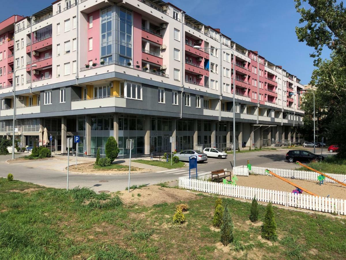 Tamis Kapija Apartment Pančevo Exterior foto
